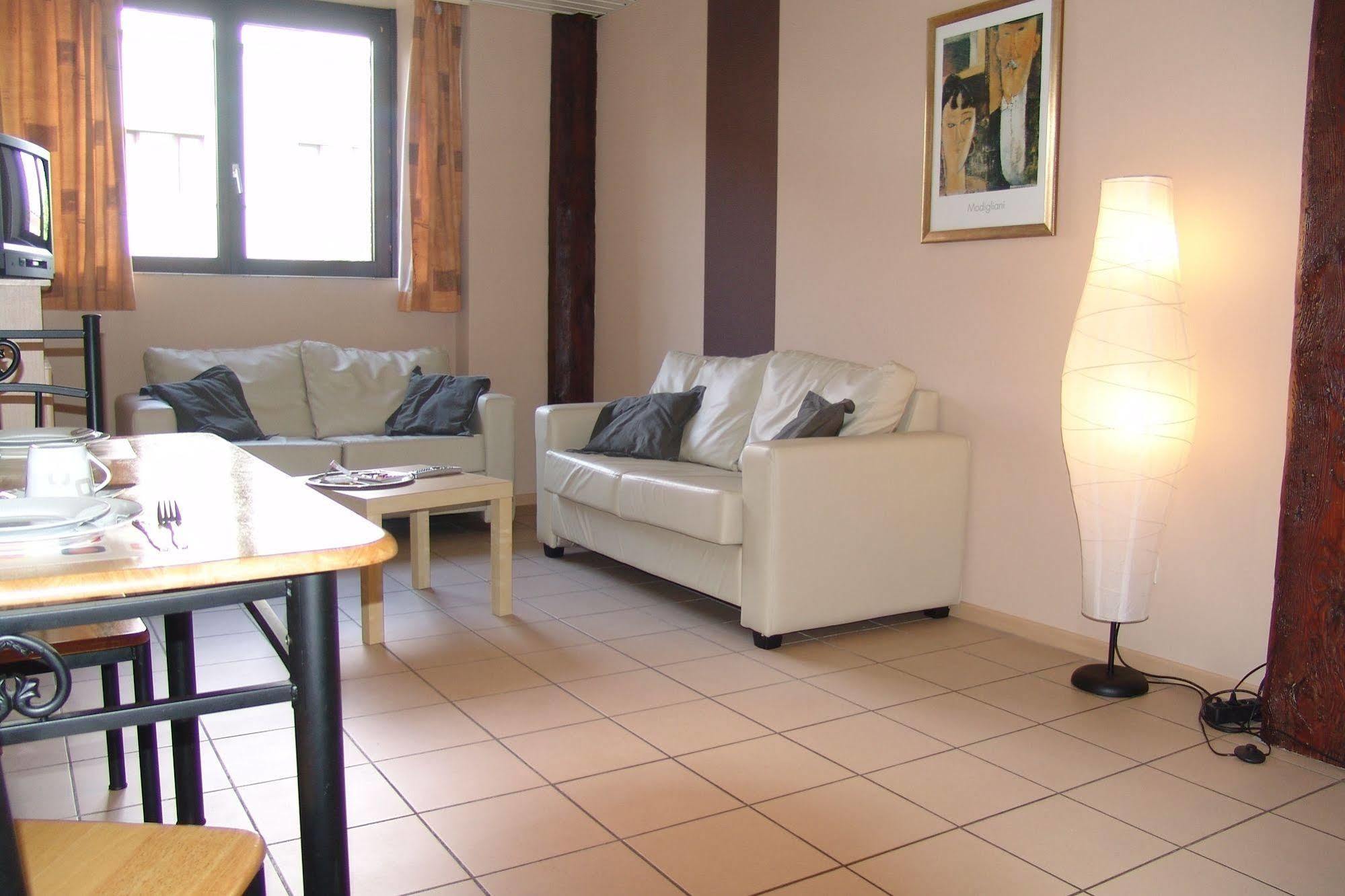 Condo Gardens Anvers Exterior foto